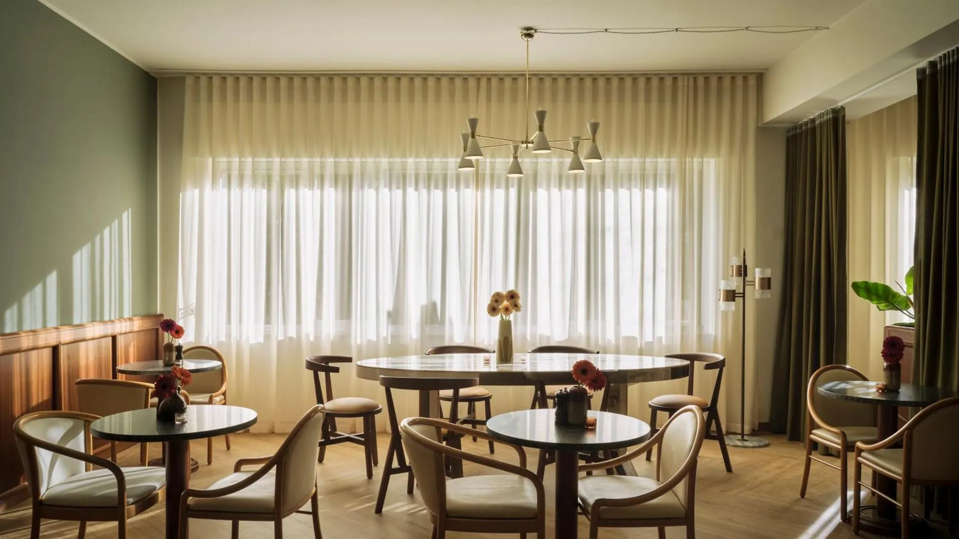 Max Brown Hotel Missori, Part Of Sircle Collection location