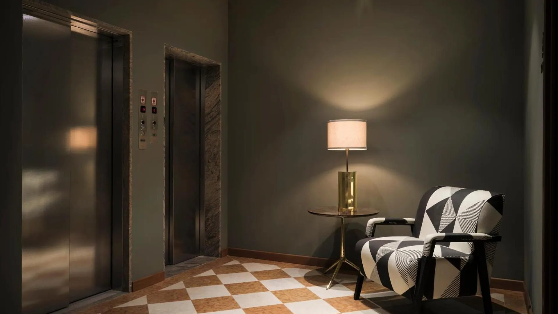 Max Brown Hotel Missori, Part Of Sircle Collection Milán 4*,  Italia